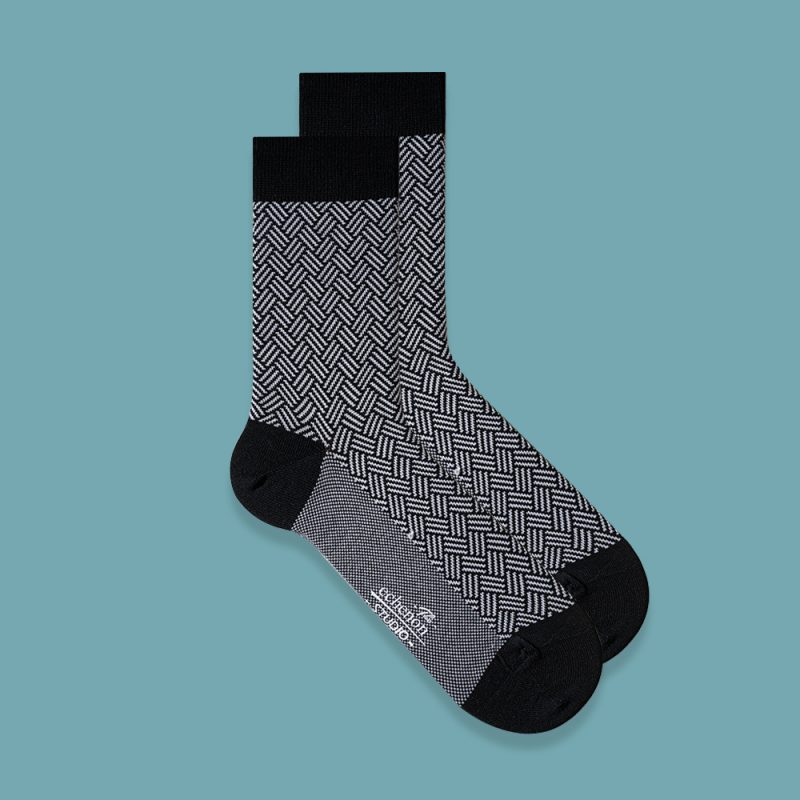 Men's Autumn and Summer Thin Retro Style Mid-Style Socks - Image 3