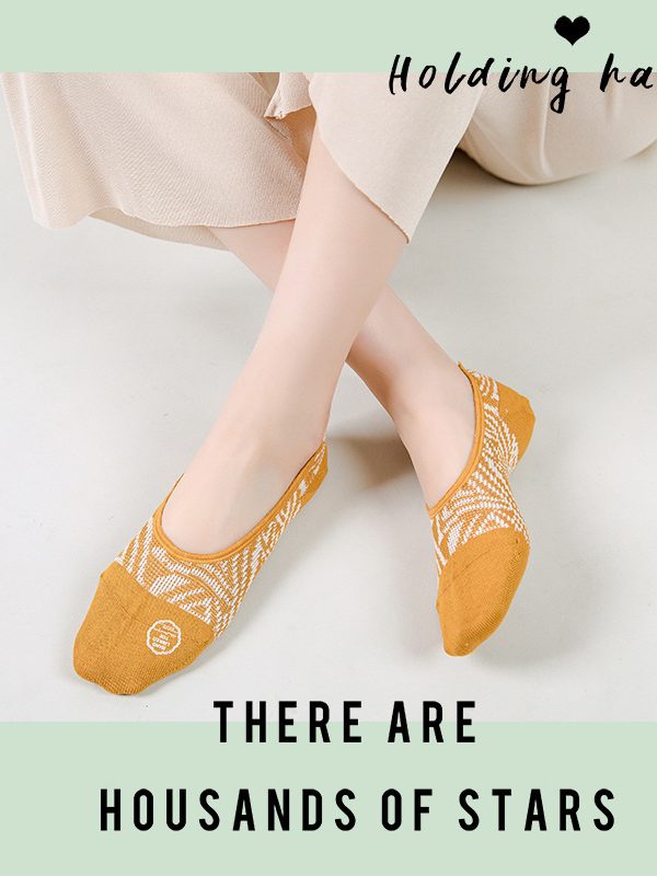 Women's Autumn and Summer Retro Invisible Crew Socks