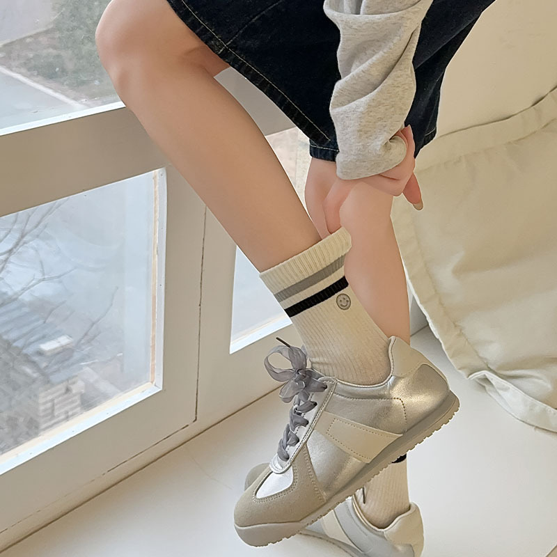 Women's spring and summer sports style mid-calf socks - Image 15