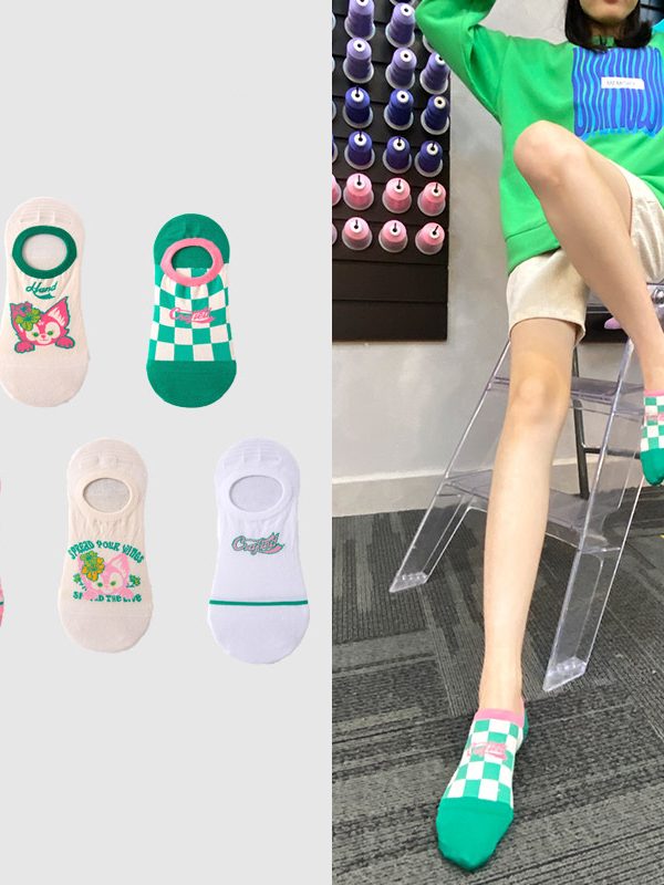 Women's spring and autumn fashionable and versatile cool color invisible socks (5 pairs)