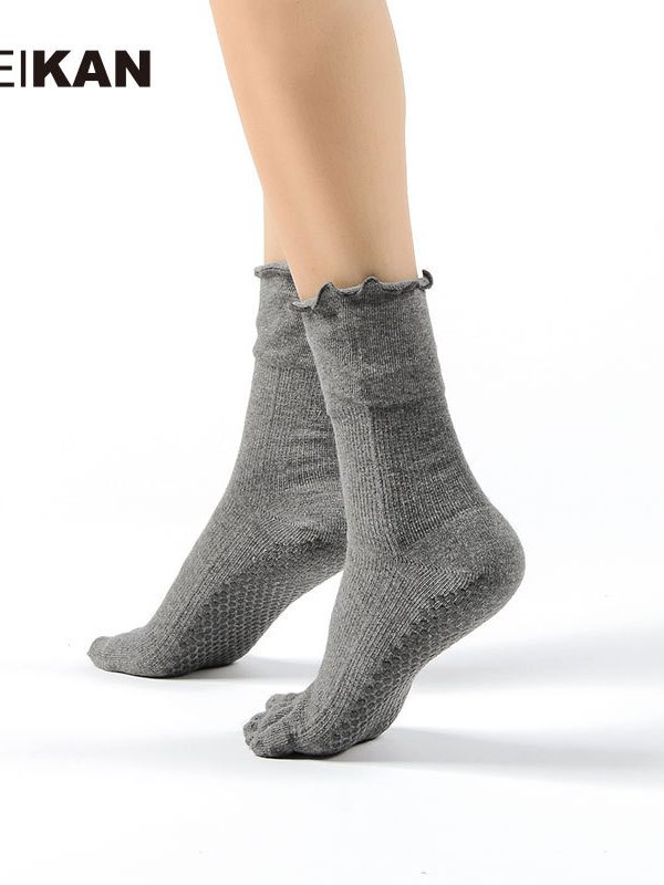 Professional non-slip yoga socks