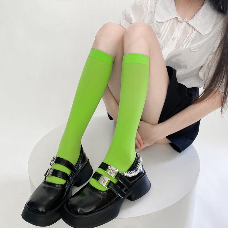 Personalized versatile colorful knee-high socks