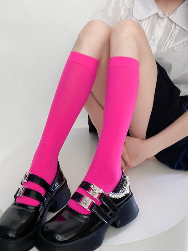 Personalized versatile colorful knee-high socks