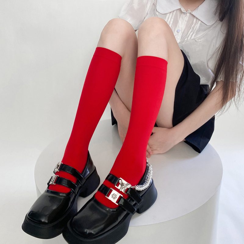 Personalized versatile colorful knee-high socks