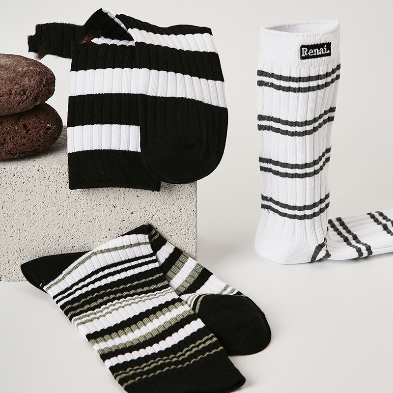 Fashion classic black and white striped casual men's mid-calf socks (5 pairs)