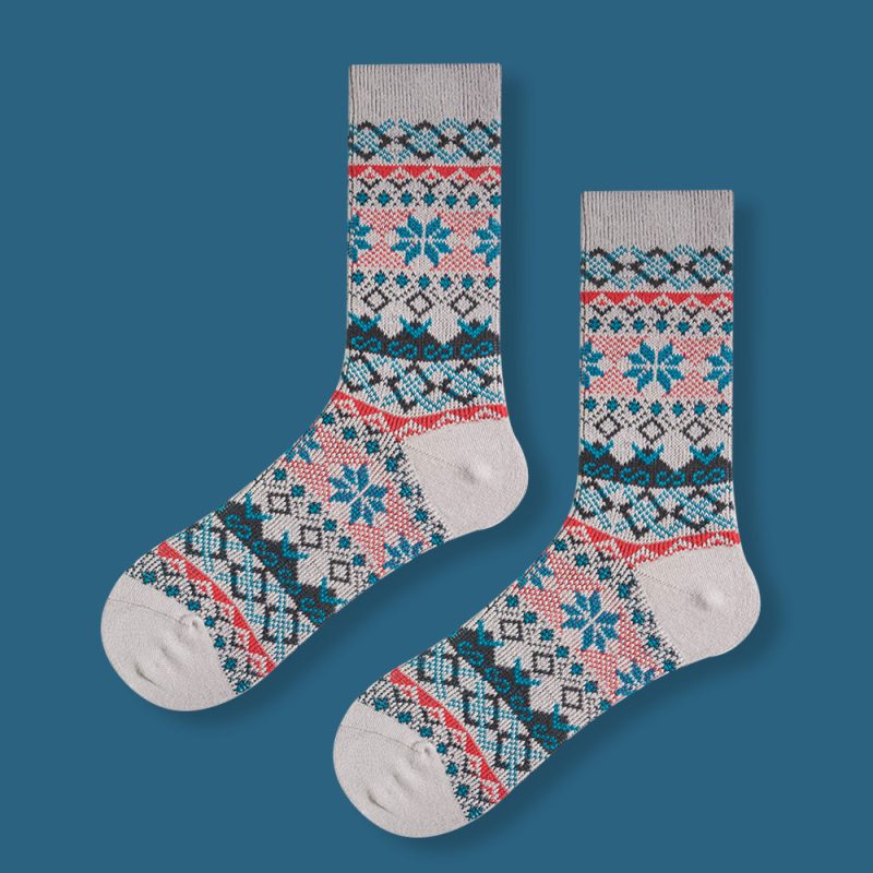 Cool autumn and winter retro ethnic style men's socks (3 pairs) - Image 9