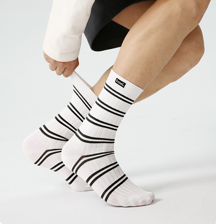 Fashion classic black and white striped casual men's mid-calf socks (5 pairs)