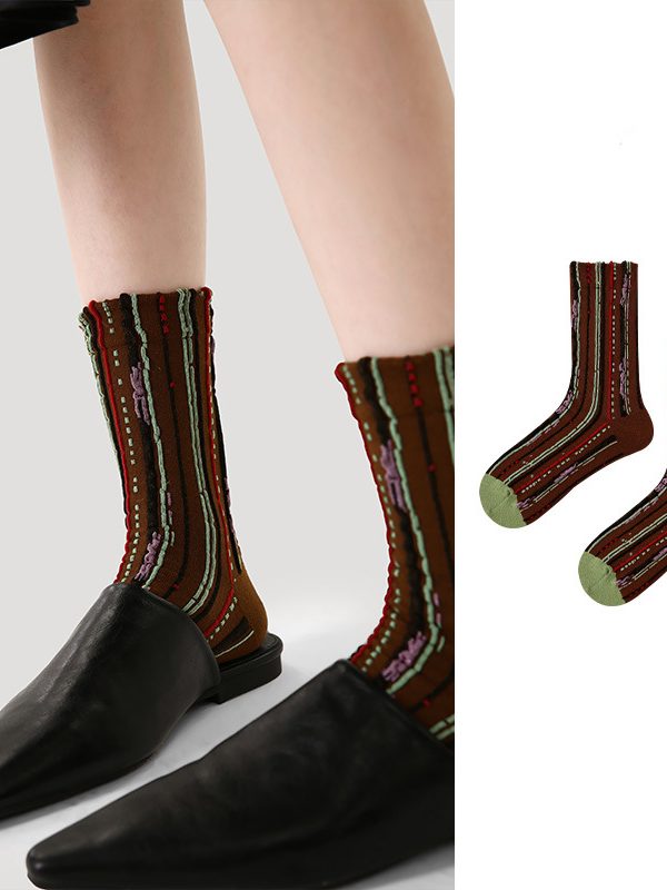 Women's spring and autumn niche design embossed vertical stripes thin breathable socks