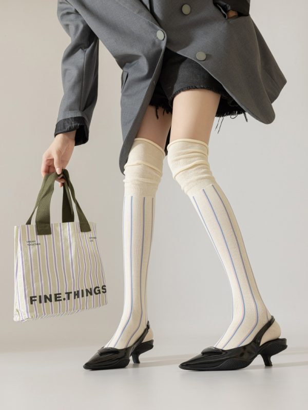 Women's contrast vertical striped loose knee socks