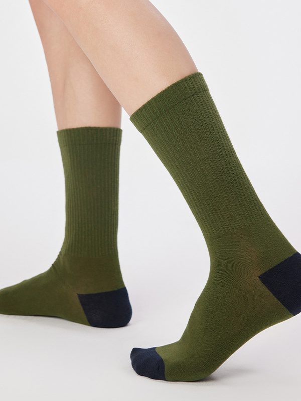 Men's autumn and winter casual color matching comfortable boneless cotton socks