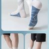 Men's antibacterial breathable sweat-wicking non-slip plush bottom professional basketball sports socks