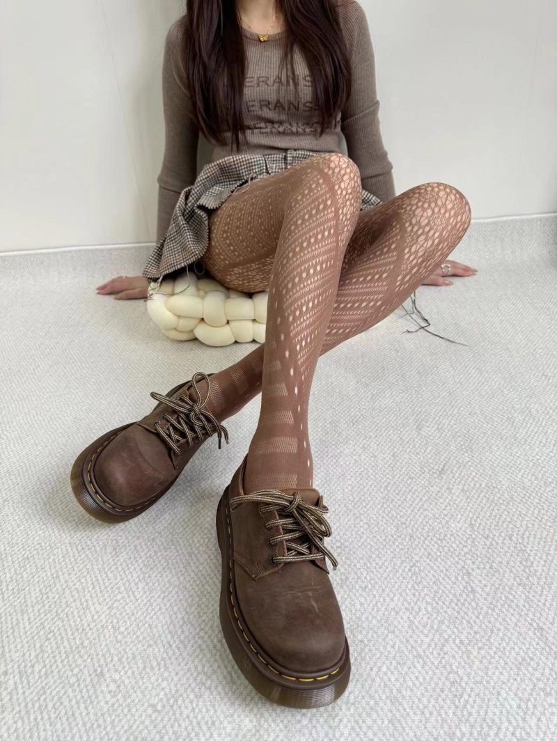 Women's Cyberpunk Hottie Irregular Anti-snagging Fishnet Socks - Image 16