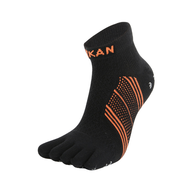 Men's breathable five-toe non-slip professional hiking socks