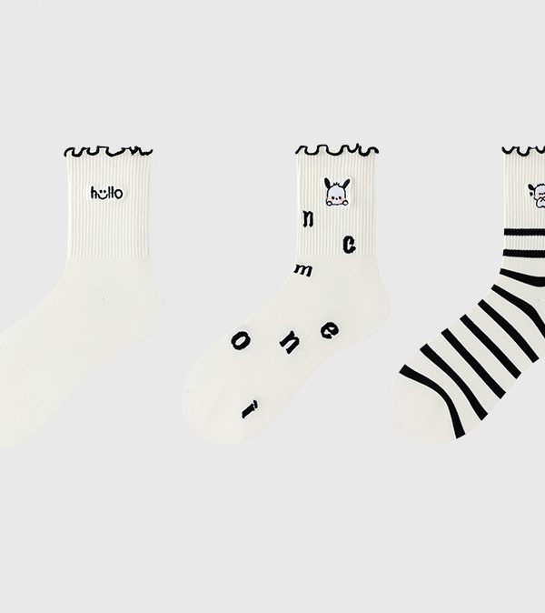 Women's Spring and Autumn Happy Puppy Pattern Lace Princess Socks (3 Pairs)