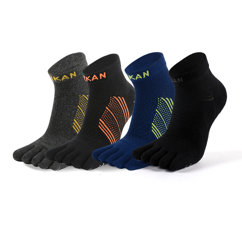 Men's breathable five-toe non-slip professional hiking socks