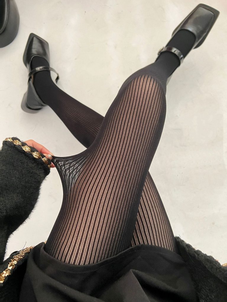 Women's vertical striped seamless bottoming slimming jacquard pantyhose