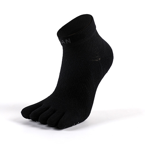 Men's breathable five-toe non-slip professional hiking socks