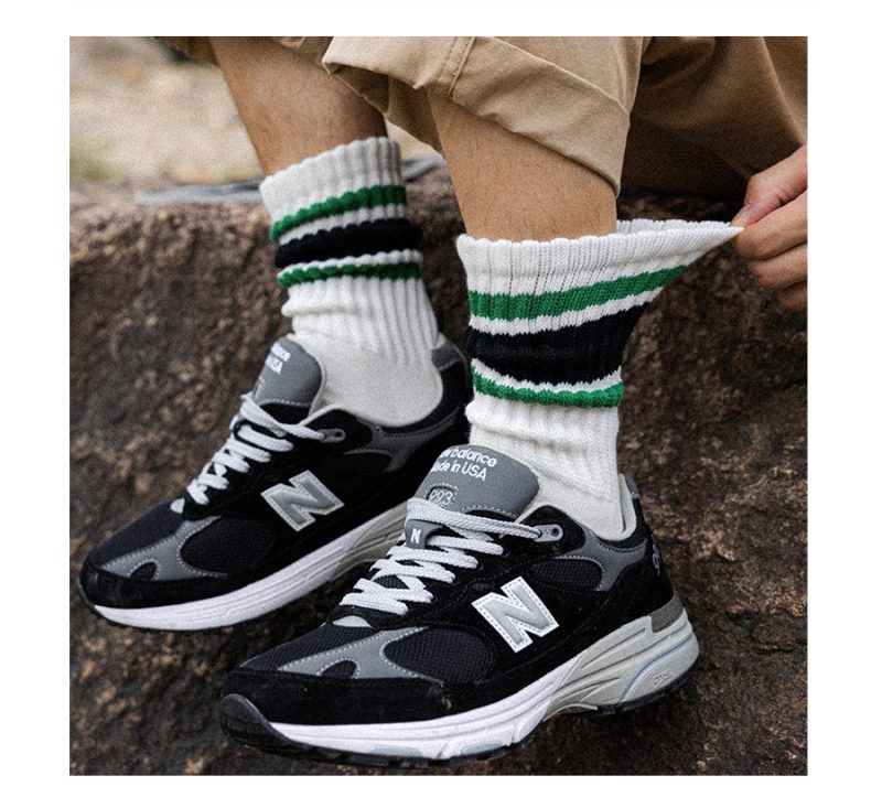 Men's autumn and winter thickened soles colorful wide striped mid-tube socks