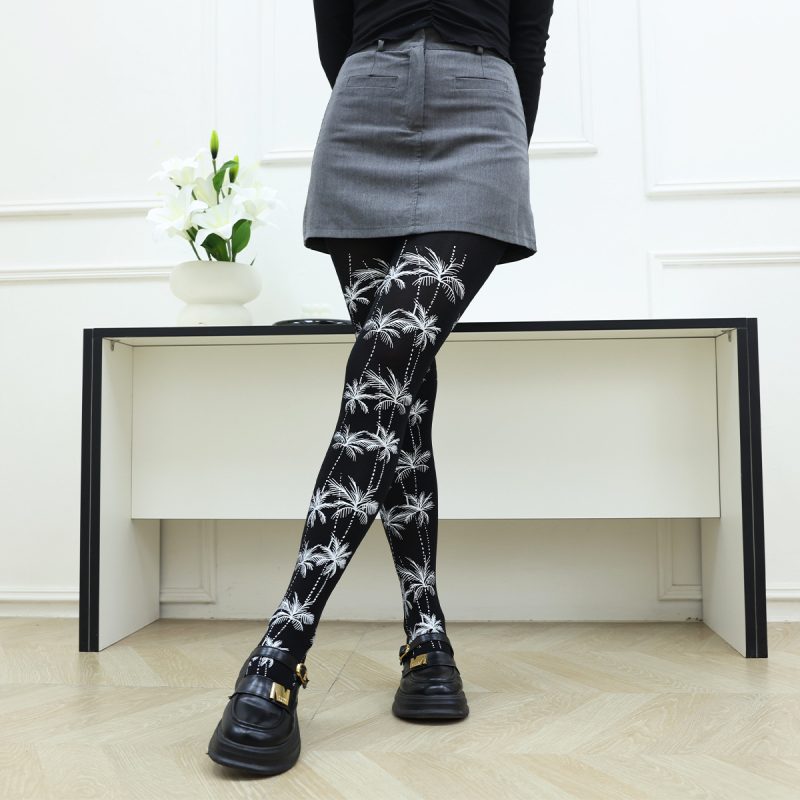 Stockings printed with leaves, anti-snagging, sexy, foot-free pantyhose, summer rompers, bottoming stockings