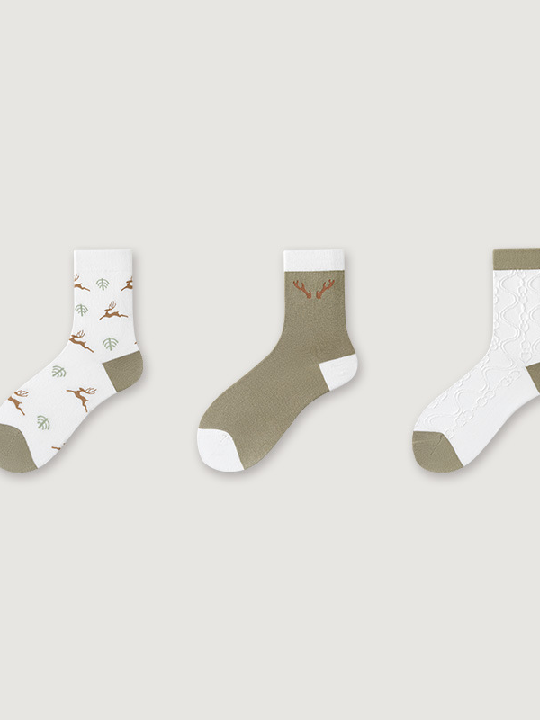 Women's white wear mid-tube socks