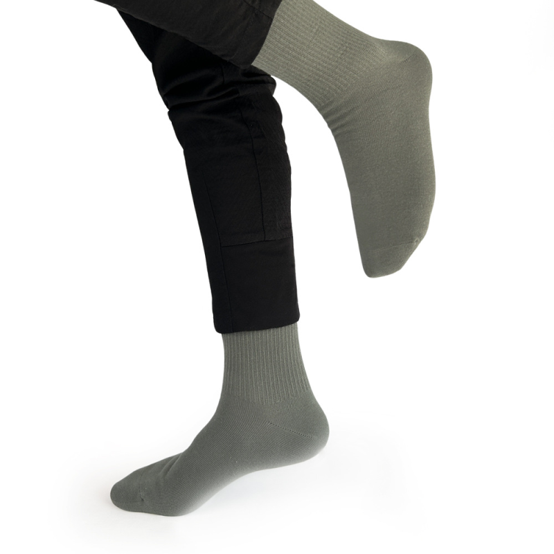 Men's simple and versatile autumn and winter antibacterial boneless elastic waist Harajuku style middle tube socks（5 pairs） - Image 3