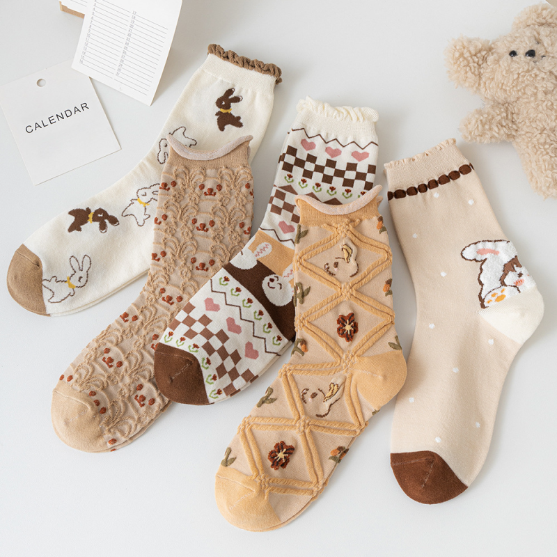 Spring and autumn women Retro forest lace socks ins trendy mid-tube socks - Image 4