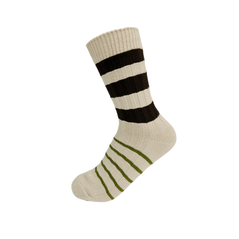 Women's Japanese retro knitted thick line autumn and winter new coffee green splicing contrast color women's socks - Image 6