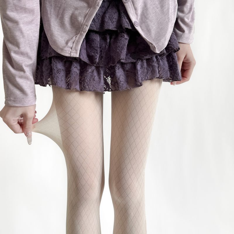 Japanese JK sweet diamond jacquard milky white thin pantyhose anti-snagging pure desire girl stockings black bottoming stockings - Image 4
