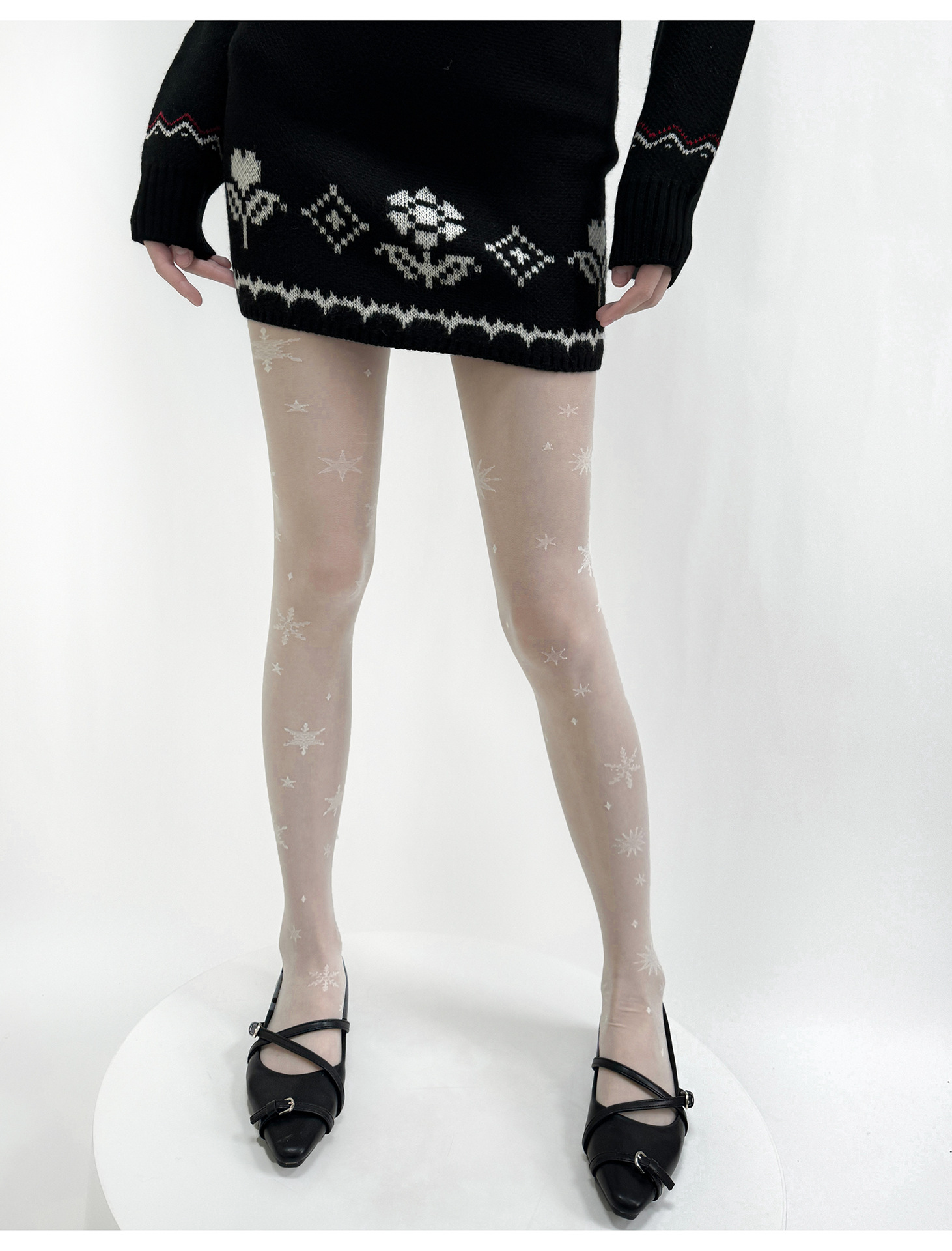 Snowflake Stockings: Japanese Layered Bottoming Socks for Autumn Winter - Image 9
