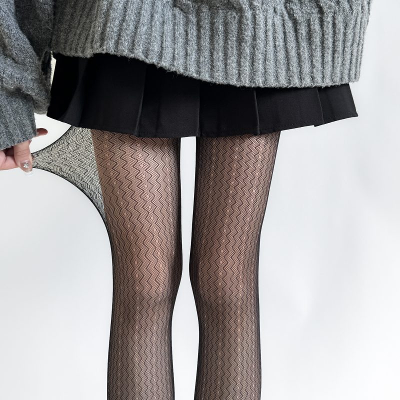 Autumn New Japanese style high elastic water ripple hollow stockings, wine red vertical stripes, niche personality, black retro pantyhose
