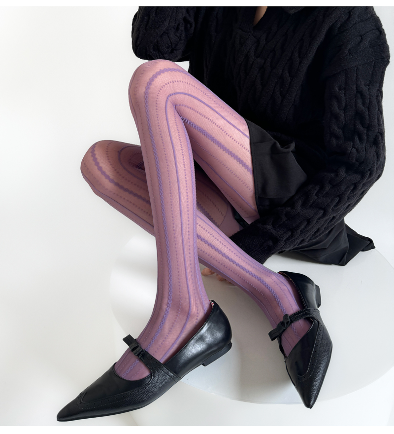 Autumn and winter niche retro love dark pattern three-dimensional vertical jacquard slim bottoming socks for women, spring and autumn solid color personality stockings - Image 3
