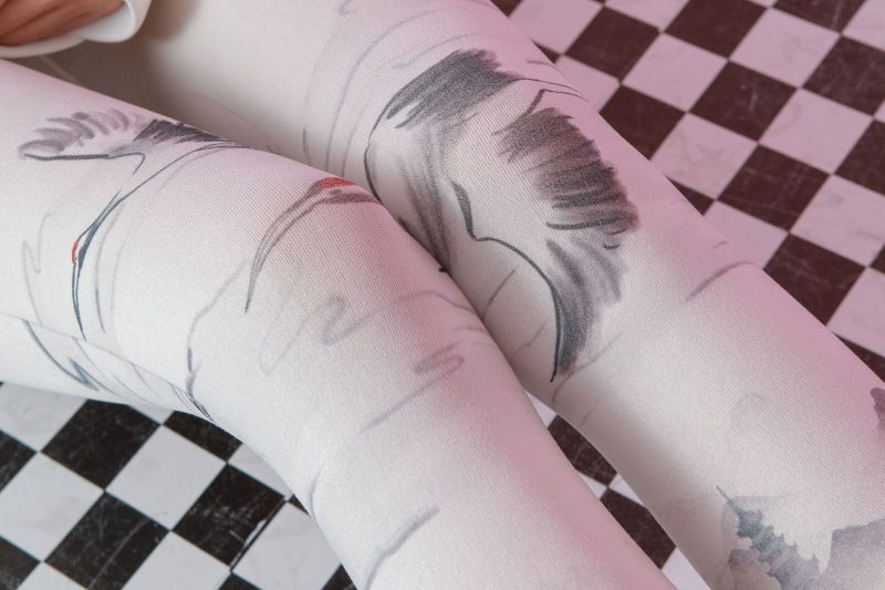 Chinese ink crane print pantyhose - Image 5