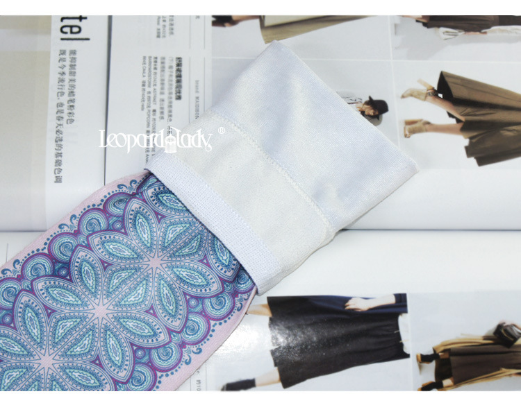 Ethnic Print Crew Socks: Colorful Mid-Calf Fashion Socks - Image 4