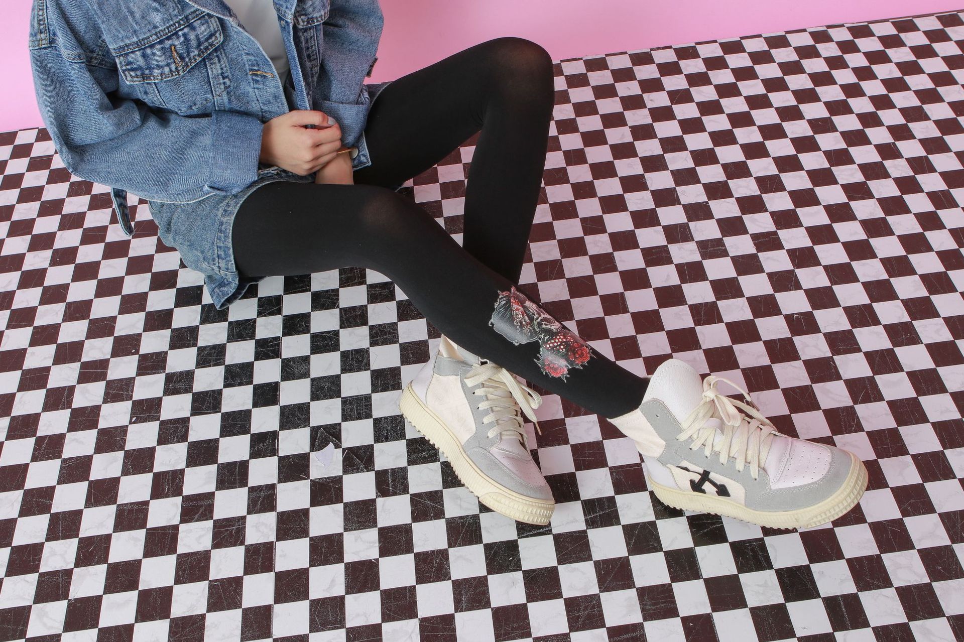 Skull Flower Tights: Gothic Floral Pattern Leggings for Women - Image 4