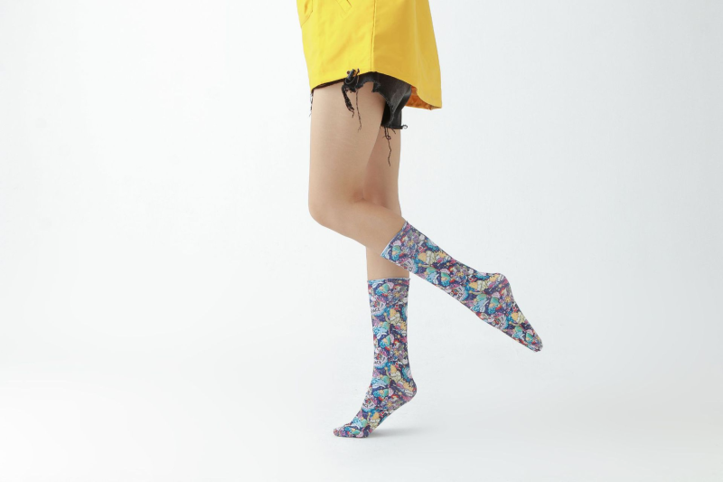 Comic graffiti print socks Personalized socks - Image 6
