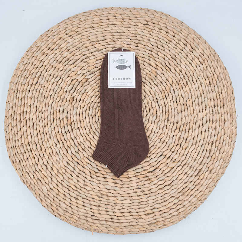 Men's Autumn Winter Thick Knit Socks: Retro Ethnic Twist Boat Socks - Image 8