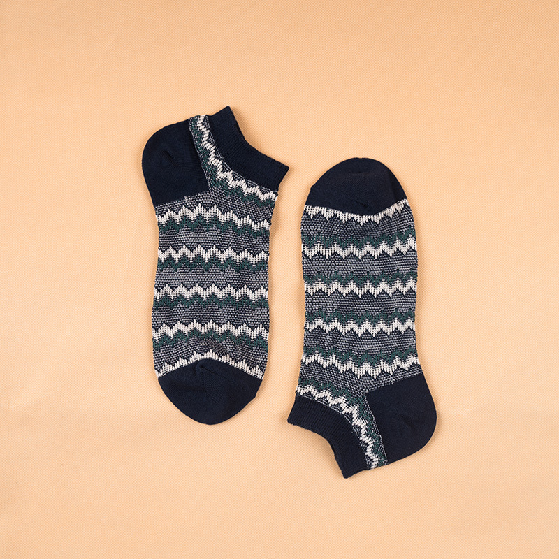 Candy Color Cotton Boat Socks: Men's Spring/Summer Fashion - Image 8