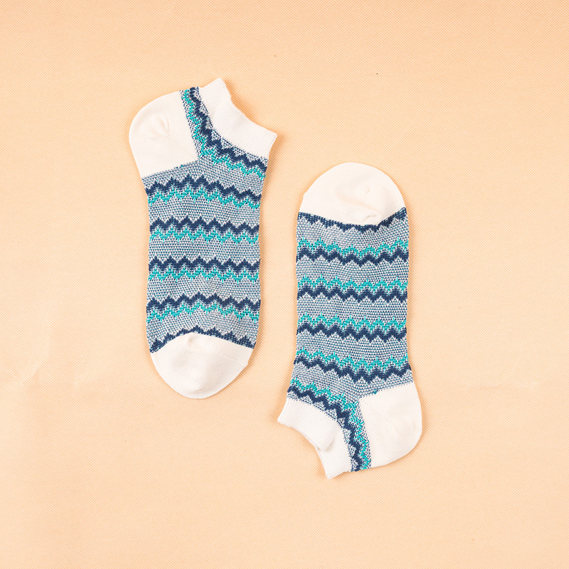 Candy Color Cotton Boat Socks: Men's Spring/Summer Fashion - Image 10