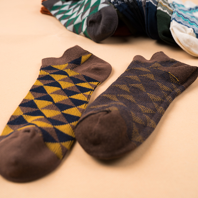 Candy Color Cotton Boat Socks: Men's Spring/Summer Fashion - Image 4