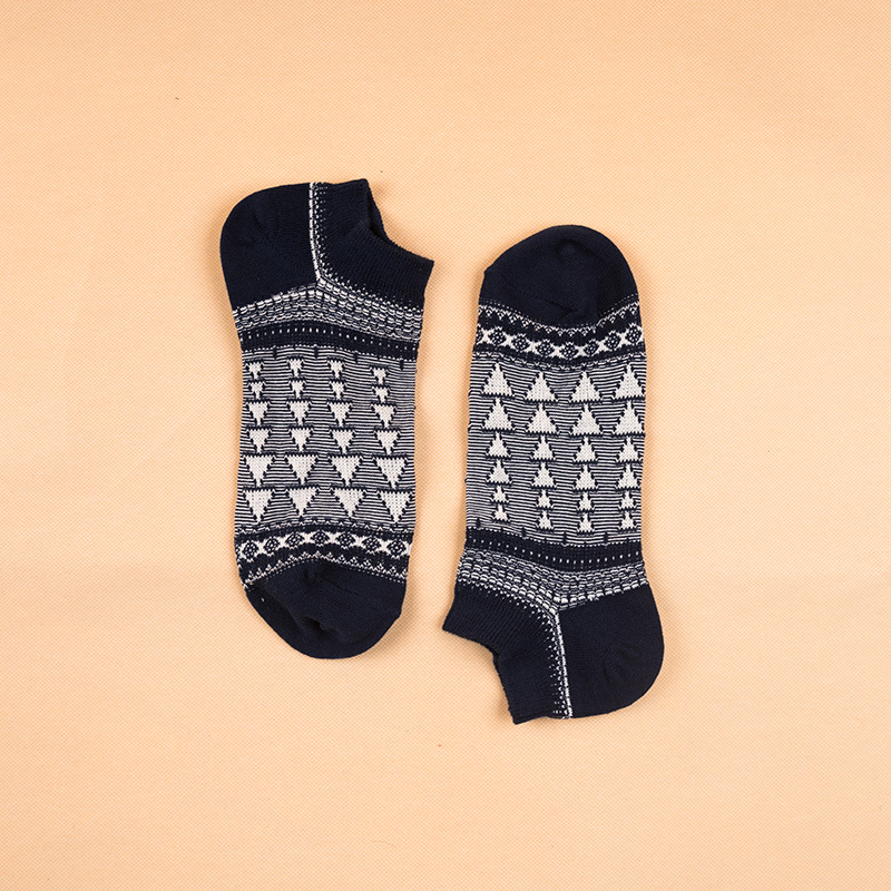 Candy Color Cotton Boat Socks: Men's Spring/Summer Fashion - Image 11