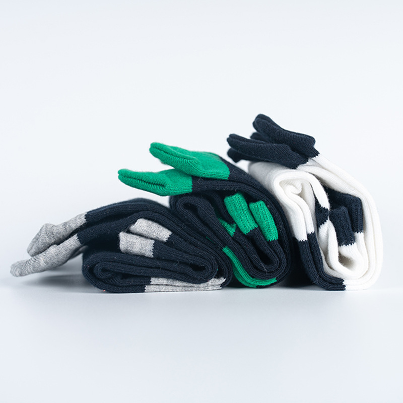 Men's Japanese Two-Toe Socks: Thin Cotton Boat Socks for Spring & Summer