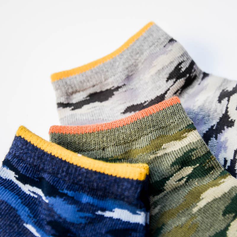 Camouflage Harajuku Socks: Retro Japanese Ethnic Men's Winter Fashion - Image 3