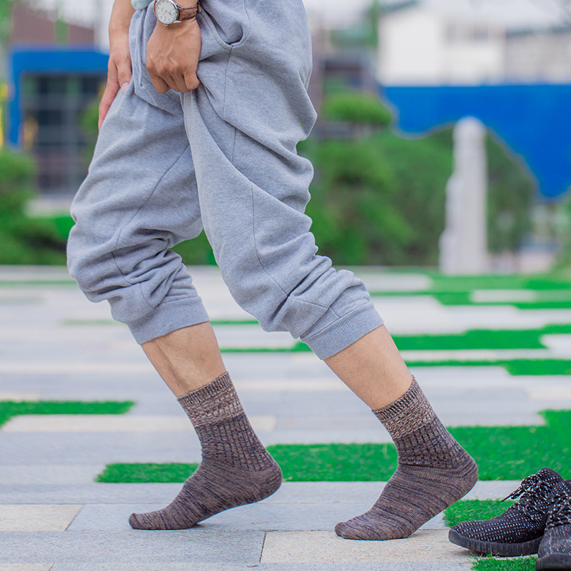 Men's Retro Ethnic Socks: Thick Cotton Harajuku Winter Style - Image 3