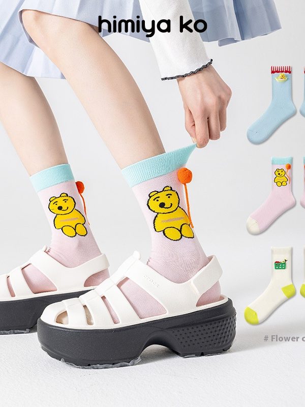 Spring and Summer new tube socks women's cartoon socks cotton socks three-dimensional small pendant cute contrast color stitching creative socks