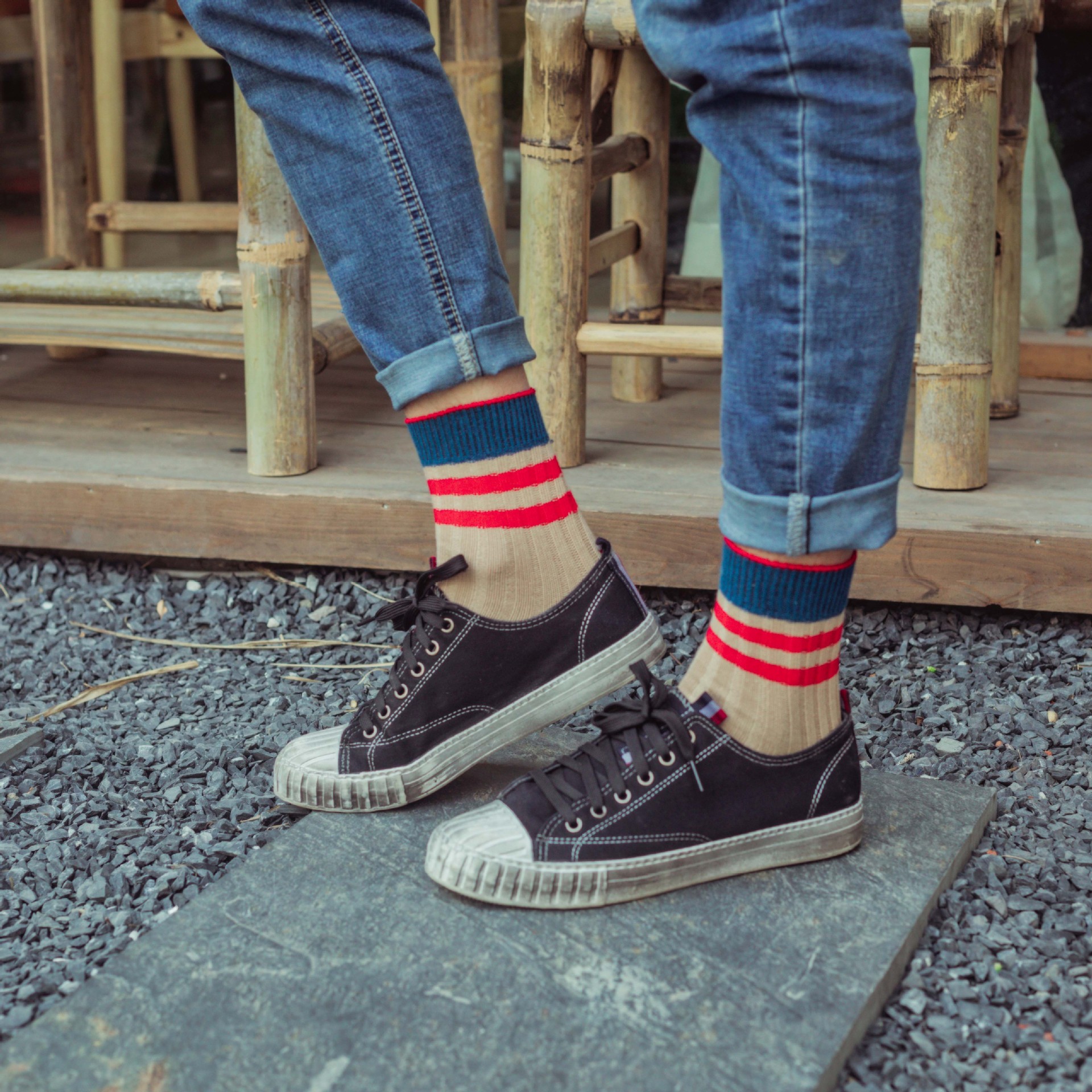 Men's Autumn Winter Retro Ethnic Socks: Thick, Loose Fit Cotton Threads - Image 3