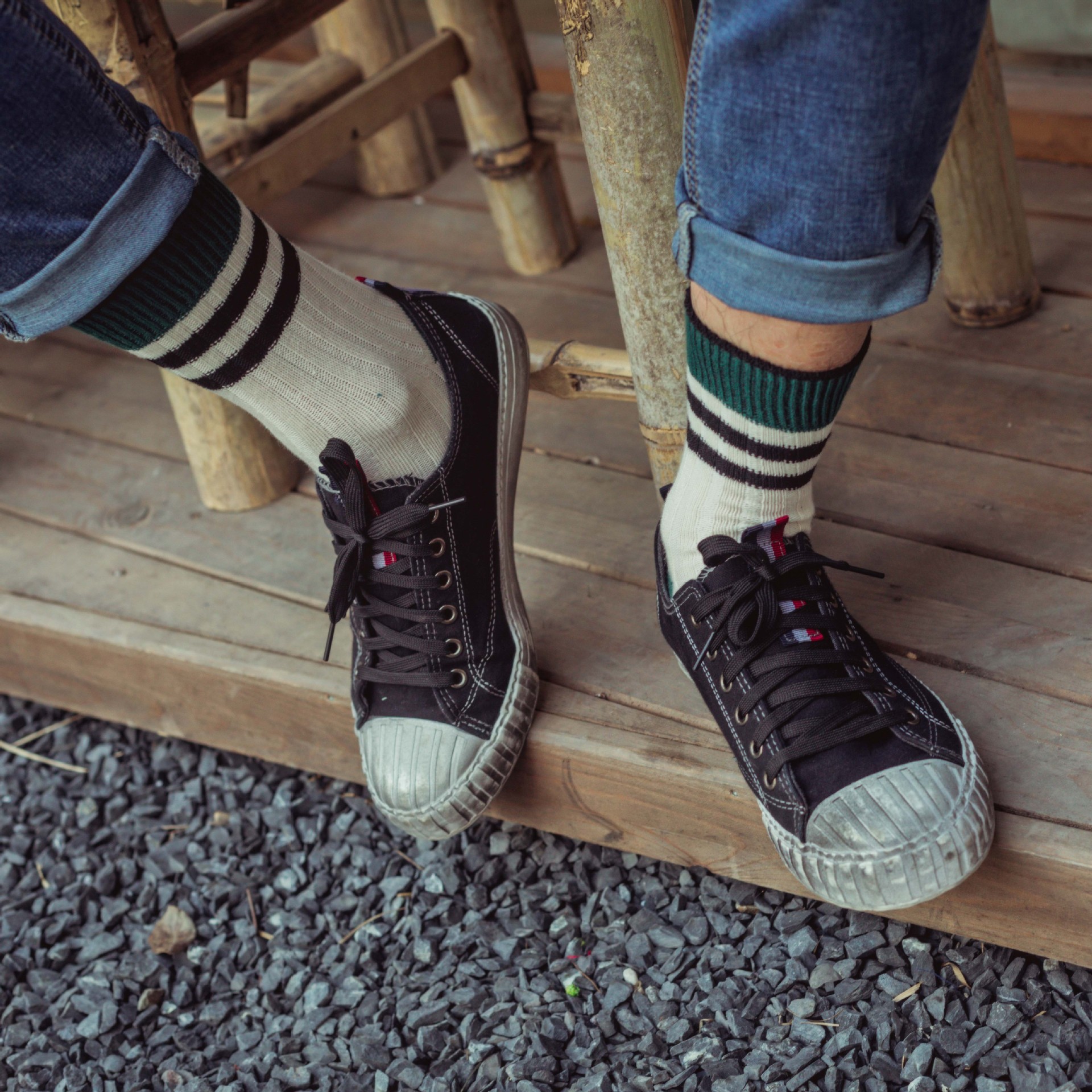 Men's Autumn Winter Retro Ethnic Socks: Thick, Loose Fit Cotton Threads