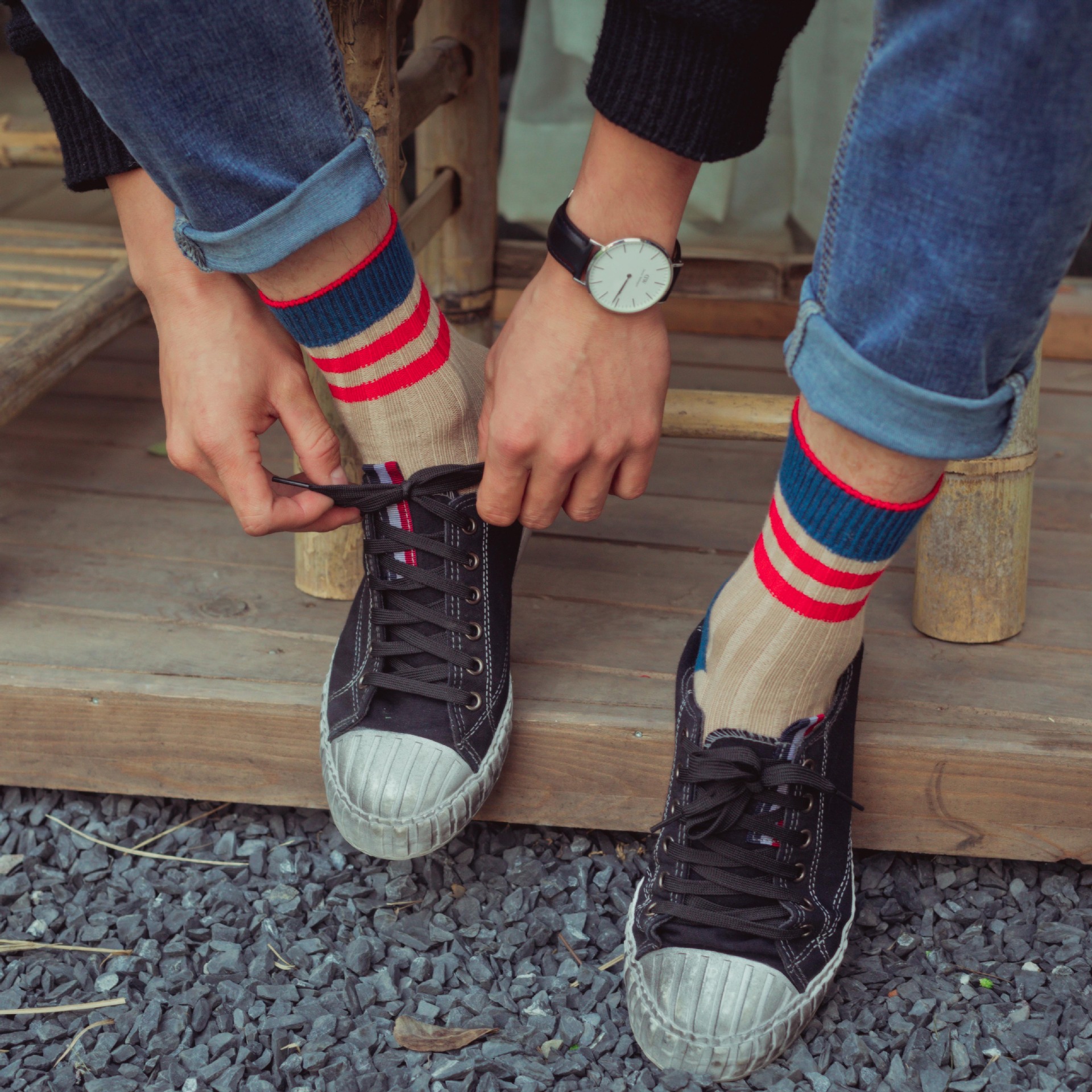 Men's Autumn Winter Retro Ethnic Socks: Thick, Loose Fit Cotton Threads - Image 2