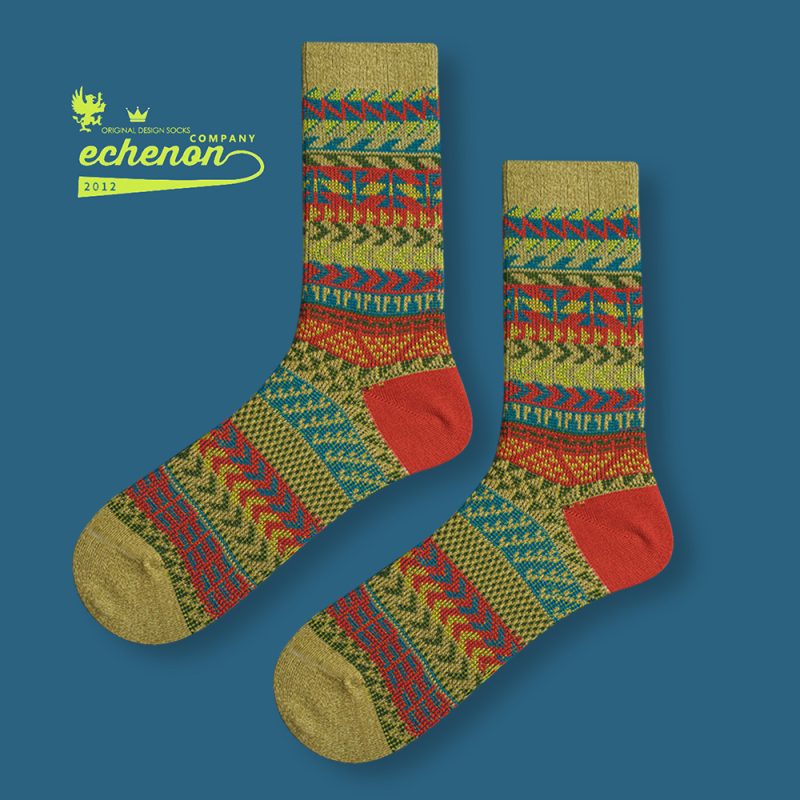 2024 new ethnic style autumn and winter  fashion brand men's and women's socks combed cotton boneless retro fashion lovers socks - Image 7