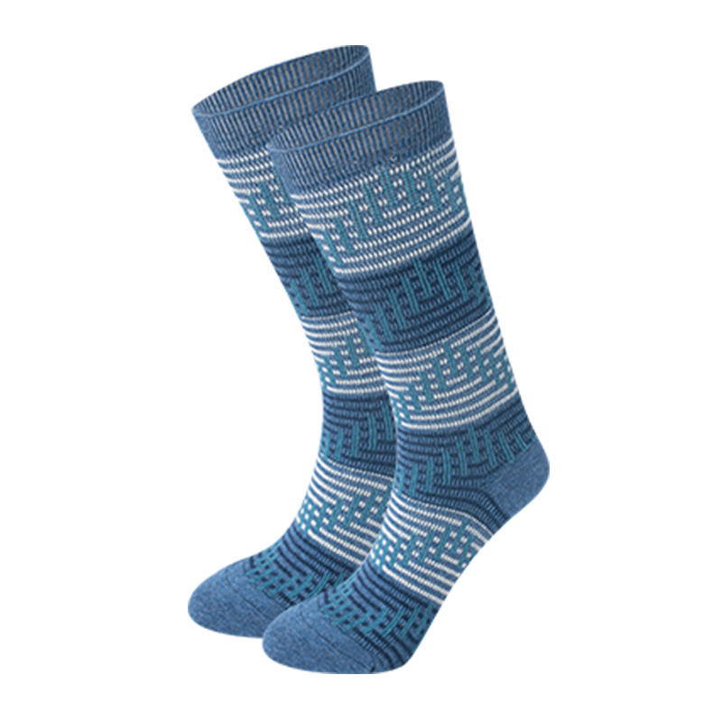 Retro Trendy American Socks: Autumn Winter Combed Cotton Mid-Tube for Men & Women - Image 6