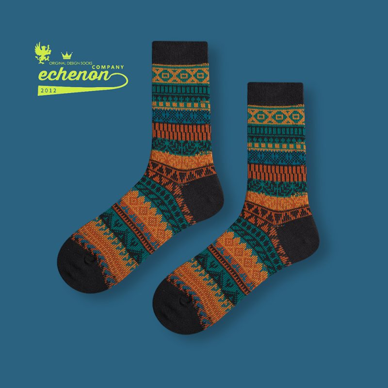 2024 new ethnic style autumn and winter  fashion brand men's and women's socks combed cotton boneless retro fashion lovers socks - Image 7